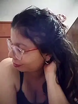 Carliina Soussa online show from 04.29.26