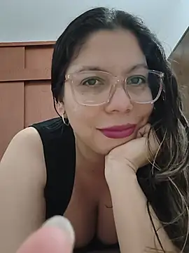 Snapshot of Carliina_Soussa chatting on 07.02.26 Carliina Soussa online show from 07.02.26