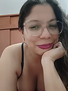 Snapshot of Carliina_Soussa chatting on 07.07.26 Carliina Soussa online show from 07.07.26