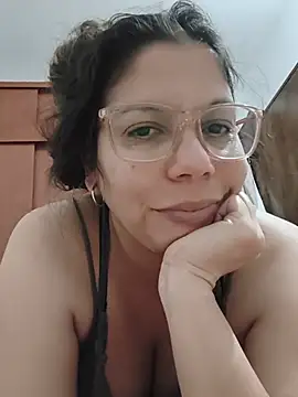 Snapshot of Carliina_Soussa chatting on 07.13.26 Carliina Soussa online show from 07.13.26