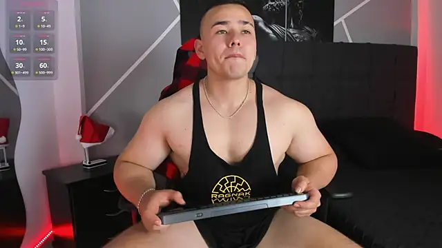 Snapshot of DUSTIN_ALVE chatting on 12.24.24 DUSTIN ALVE online show from 12.24.24