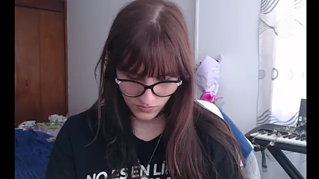 Snapshot of Alice_love29 chatting on 06.11.26 Alice love29 online show from 06.11.26