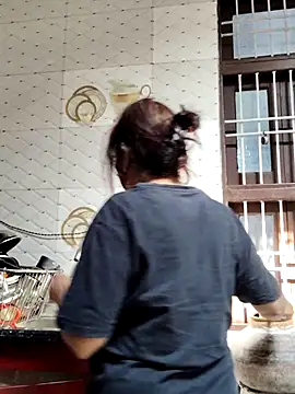 illay love online show from 11.04.25