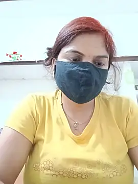 Snapshot of illay_love chatting on 06.18.26 illay love online show from 06.18.26