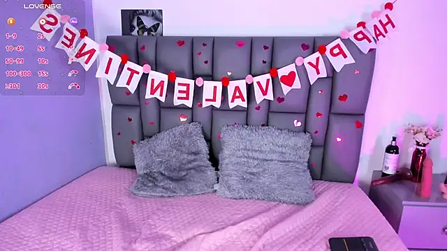 Sophia Lemos online show from 02.13.25