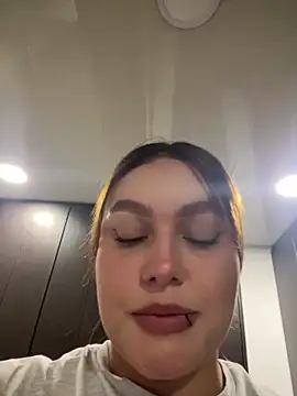 SofiaJoness  online show from 05.04.26