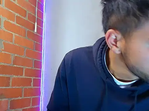 Leandro valenzuela online show from 10.23.25