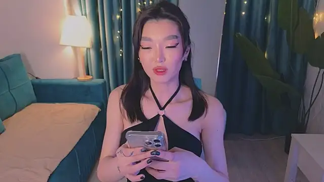 AudreyMell online show from 02.08.25