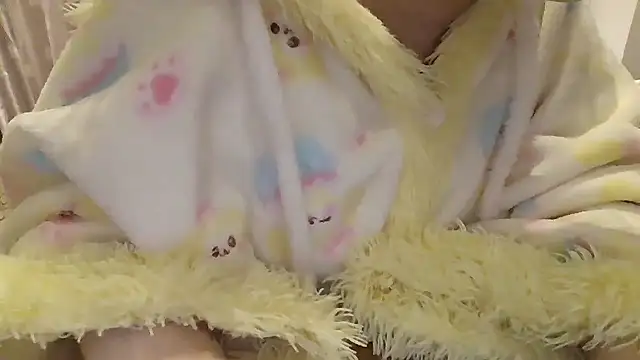 Snapshot of arena1357 chatting on 11.18.25 arena1357 online show from 11.18.25