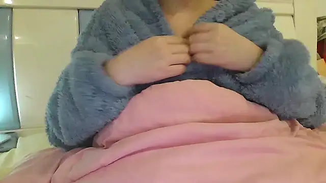 Snapshot of arena1357 chatting on 11.19.25 arena1357 online show from 11.19.25