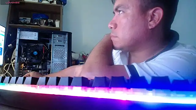 Jhonatan Morales S online show from 07.23.26
