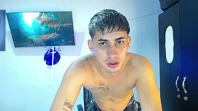 boy latino sex online show from 10.20.25