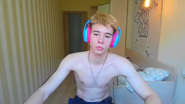 gayGamogey online show from 06.04.26