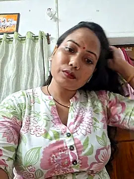 Snapshot of DREAM_GIRL-30 chatting on 09.29.25 DREAM GIRL-30 online show from 09.29.25