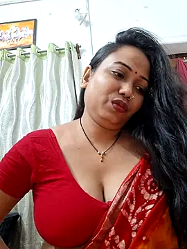 Snapshot of DREAM_GIRL-30 chatting on 10.08.25 DREAM GIRL-30 online show from 10.08.25