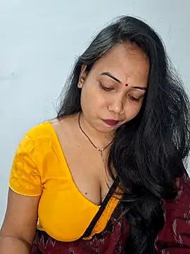 Snapshot of DREAM_GIRL-30 chatting on 12.01.25 DREAM GIRL-30 online show from 12.01.25