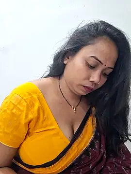 Snapshot of DREAM_GIRL-30 chatting on 12.02.25 DREAM GIRL-30 online show from 12.02.25