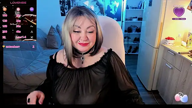 Snapshot of Scarlett_OHara_1861 chatting on 03.12.26 Scarlett OHara 1861 online show from 03.12.26