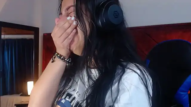 Snapshot of Julietacollins06 chatting on 03.19.26 Julietacollins06 online show from 03.19.26