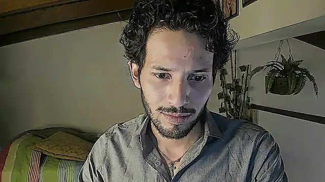 Nicholasrodrii online show from 06.11.26