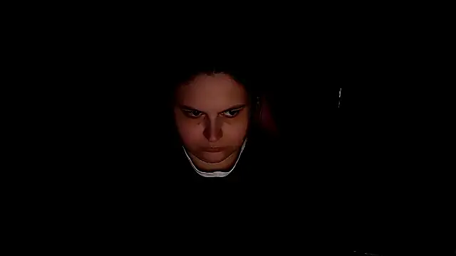 Snapshot of WhisperInTheDarkk chatting on 06.04.26 WhisperInTheDarkk online show from 06.04.26