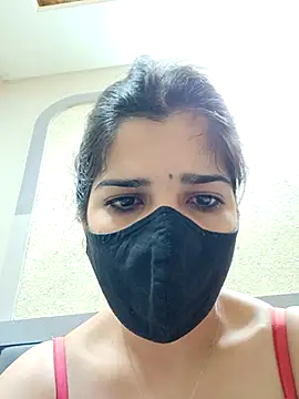 aaliya bhattt online show from 02.20.25