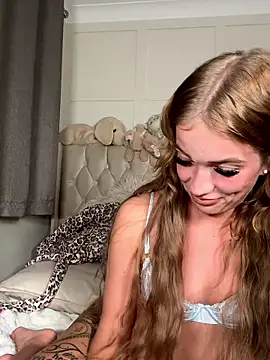 Snapshot of cydneyxox chatting on 01.12.26 cydneyxox online show from 01.12.26