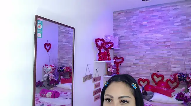 Snapshot of CindyWilliams_ chatting on 02.18.25 CindyWilliams online show from 02.18.25