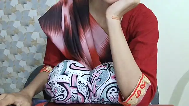 Snapshot of Srabontii chatting on 05.31.26 Srabontii online show from 05.31.26