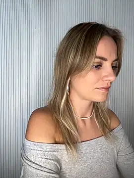 Milla  one online show from 09.12.25