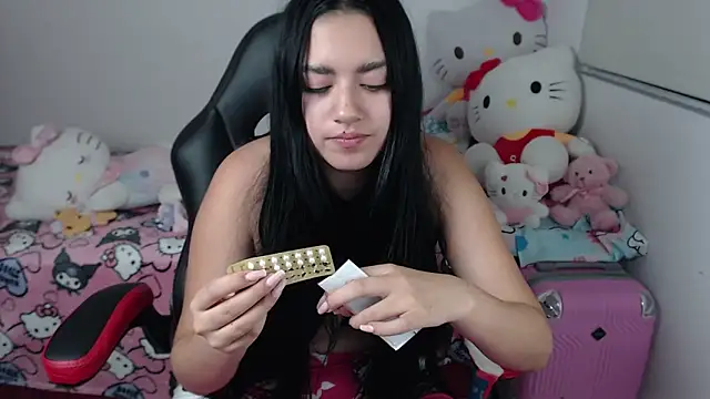 kayla k18 online show from 04.28.26