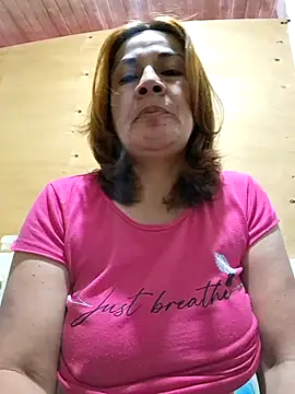Snapshot of Zaralu_ chatting on 07.24.26 Zaralu online show from 07.24.26