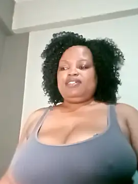 Snapshot of hugemelonsxxx chatting on 07.17.26 hugemelonsxxx online show from 07.17.26