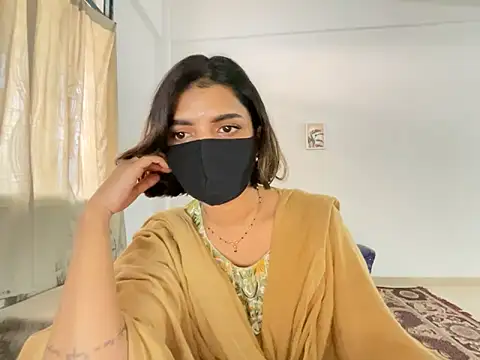 Snapshot of MaYaa__11 chatting on 01.17.25 MaYaa 11 online show from 01.17.25