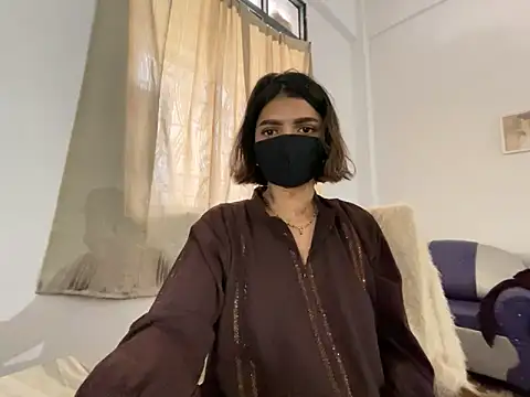 Snapshot of MaYaa__11 chatting on 01.22.25 MaYaa 11 online show from 01.22.25