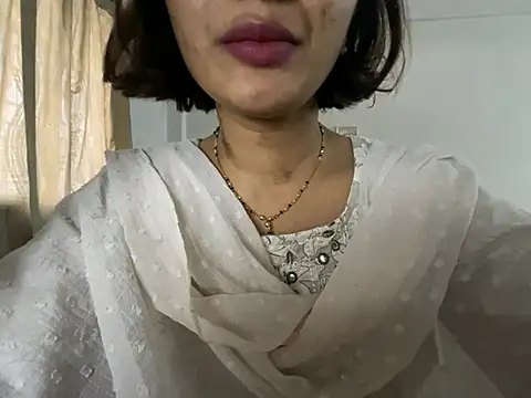 Snapshot of MaYaa__11 chatting on 01.24.25 MaYaa 11 online show from 01.24.25