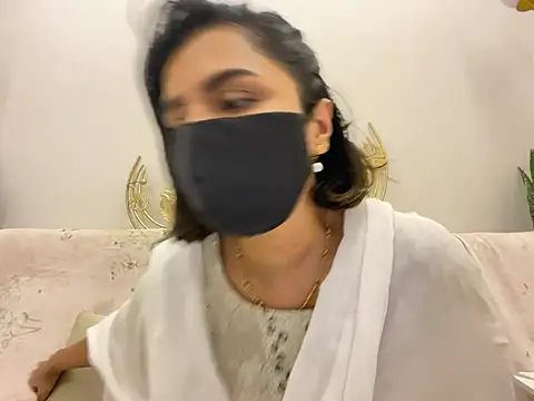 Snapshot of MaYaa__11 chatting on 02.27.25 MaYaa 11 online show from 02.27.25