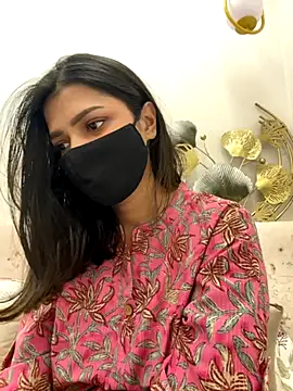 Snapshot of MaYaa__11 chatting on 11.24.25 MaYaa 11 online show from 11.24.25