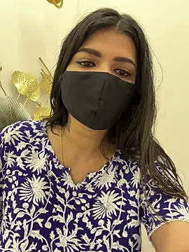 Snapshot of MaYaa__11 chatting on 12.19.25 MaYaa 11 online show from 12.19.25