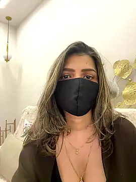 Snapshot of MaYaa__11 chatting on 01.14.26 MaYaa 11 online show from 01.14.26