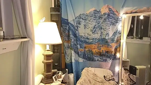 Snapshot of cunty_tranny_lydia chatting on 02.24.25 cunty tranny lydia online show from 02.24.25