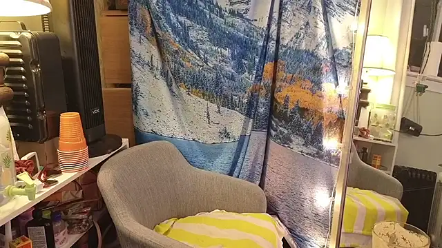 Snapshot of cunty_tranny_lydia chatting on 03.21.25 cunty tranny lydia online show from 03.21.25