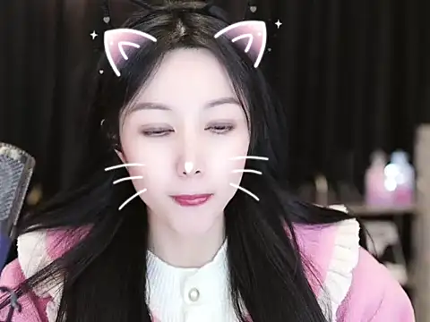 Nuyoah-77 online show from 02.22.25