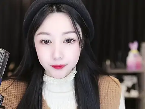 Nuyoah-77 online show from 03.03.25