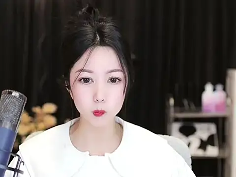 Nuyoah-77 online show from 03.16.25