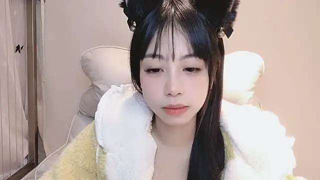 Snapshot of -Hottie chatting on 12.12.24 -Hottie online show from 12.12.24