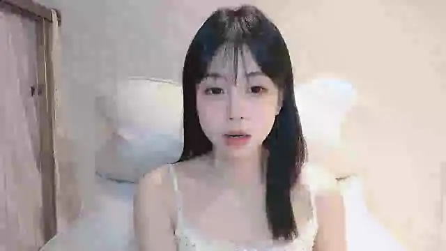 Snapshot of -Hottie chatting on 12.27.24 -Hottie online show from 12.27.24