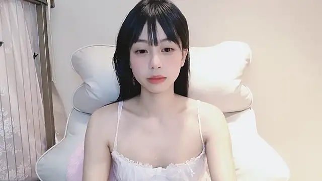 Snapshot of -Hottie chatting on 01.03.25 -Hottie online show from 01.03.25