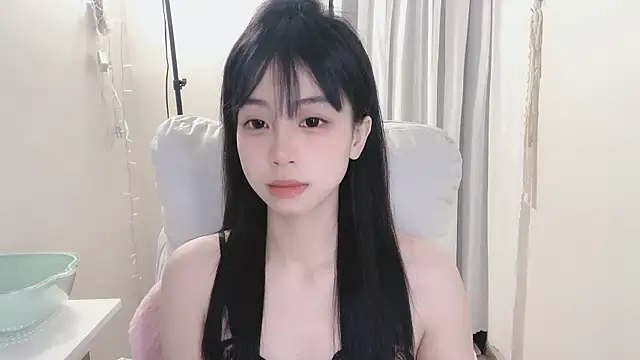 Snapshot of -Hottie chatting on 03.03.25 -Hottie online show from 03.03.25