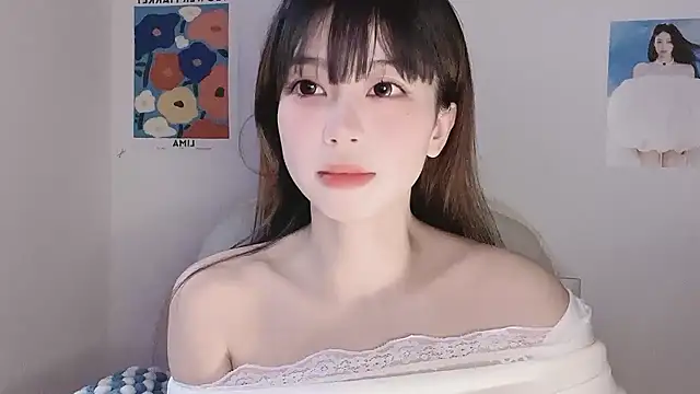 Snapshot of -Hottie chatting on 01.13.26 -Hottie online show from 01.13.26